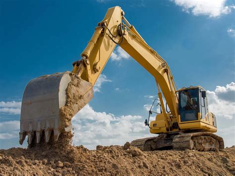 Bucket excavator at construction site, tractor - sound effect