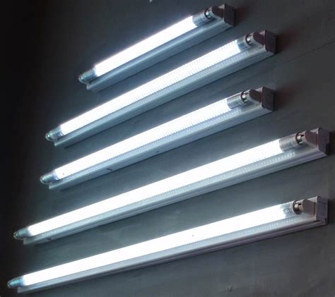 Fluorescent lamp, included - sound effect