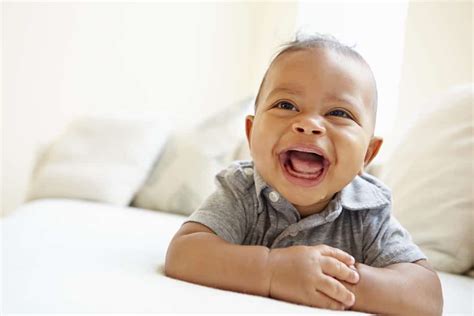 Boy 1 year old, laughing (baby laugh) - sound effect