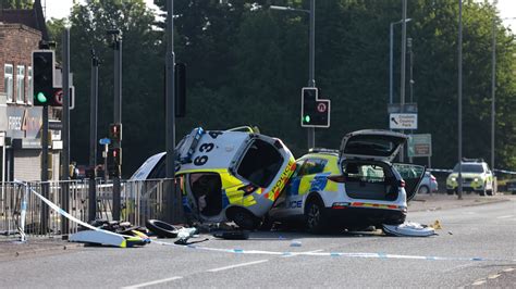 Police car in a car accident - sound effect