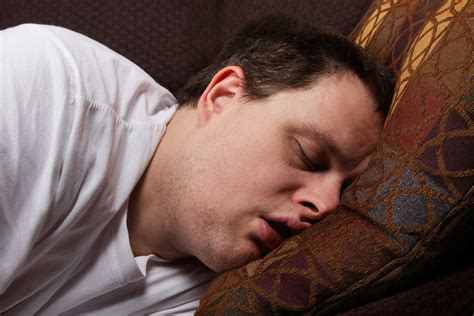 Man snoring - sound effect