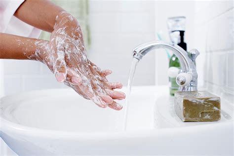 Washing hands: water runs from the faucet - sound effect