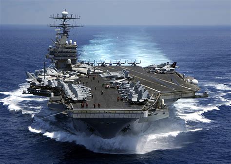 Aircraft carrier: general sounds inside, ship noise