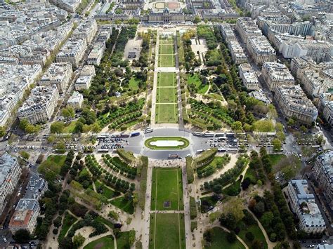 Park of paris in france: the atmosphere of a children's park - sound effect