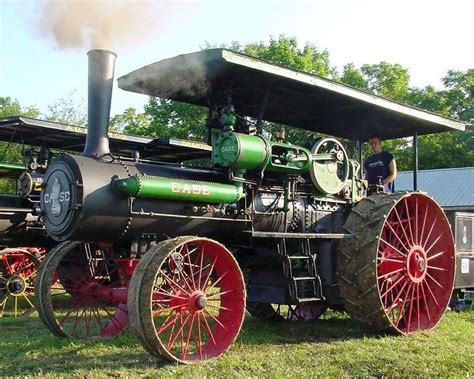 Steam tractor starts and drives away - sound effect