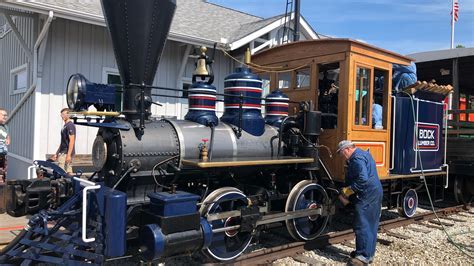 Steam locomotive rides at a fast speed, sound of wheels - sound effect
