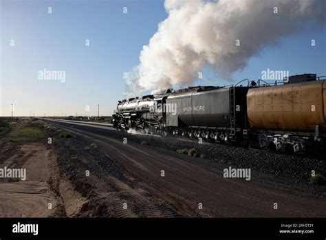 Steam locomotive moves away - sound effect