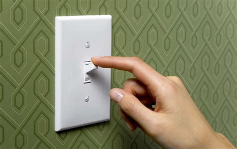 Light switch on/off - sound effect