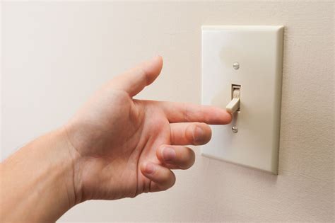 Light switch on/off - sound effect