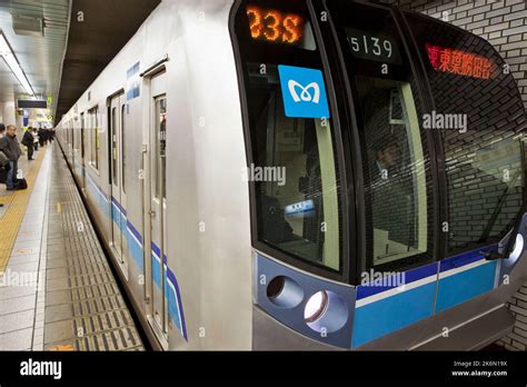 Subway train arrives at station and leaves - sound effect