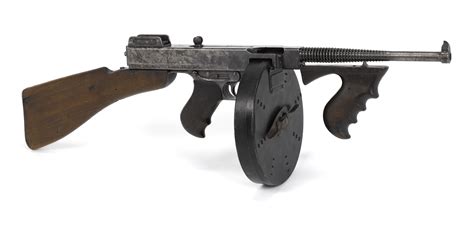 Thompson machine gun: long burst - sound effect