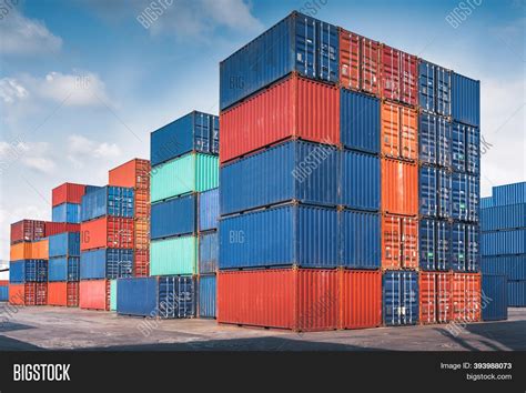 Container sound effects