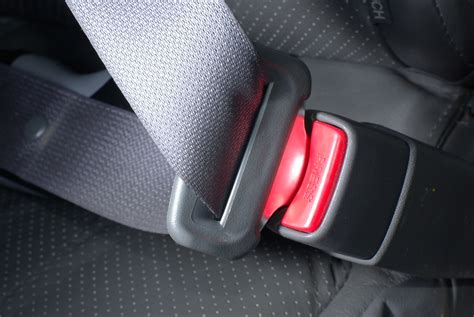 Seat belt and power seat - sound effect