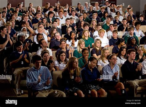 School audience: waiting for the show to start - sound effect