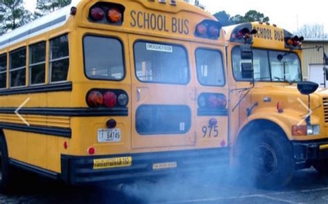 School bus idle - sound effect