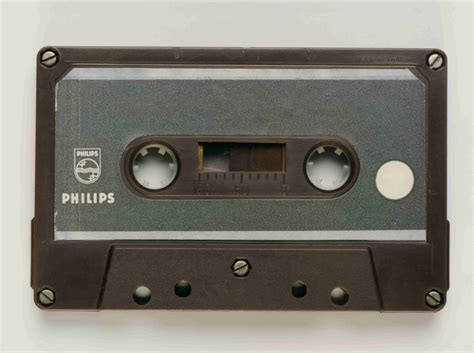 Tape noise, audio cassette (compact cassette), 2 - sound effect