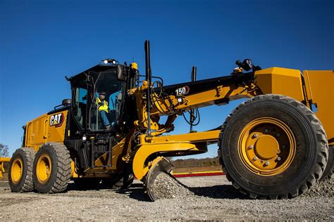 Motor grader caterpillar - sound effect