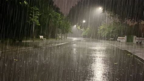 Heavy rain with thunderstorm, under the bridge - sound effect