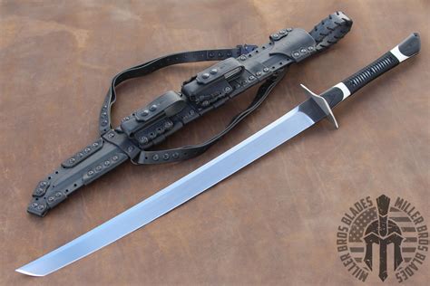 Gnash of a knife blade (sword) - sound effect