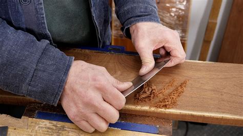 Scraping of metal on wood - sound effect