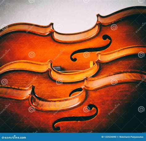 Sound violin for dramatic scene