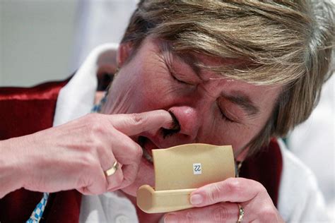 Sniffling, a person sniffs through his nose - sound effect