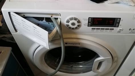 Washing machine, hot water - sound effect