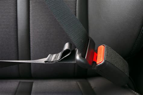 Car seat belts fasten - sound effect