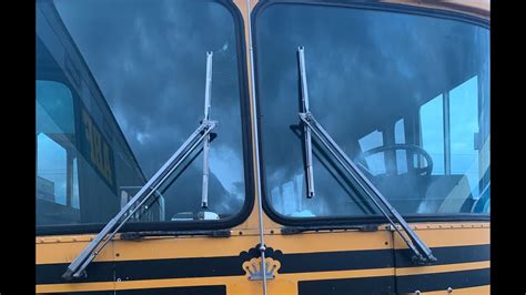 Bus wipers, audible from outside - sound effect