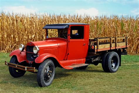 Old truck - sound effect