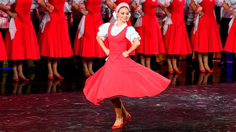 Lady, russian folk dance - sound effect
