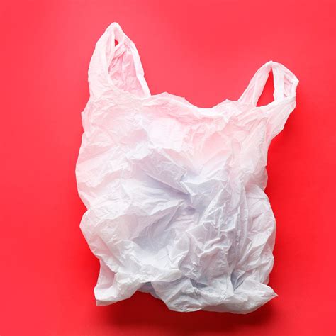 Sound of a plastic bag: crumpling and rustling