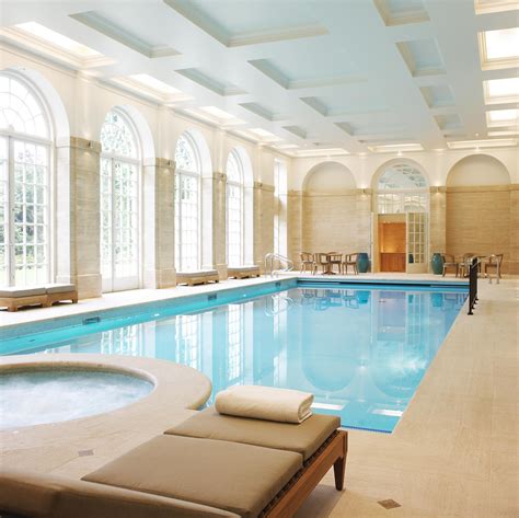 Indoor pool: children play in the water - sound effect