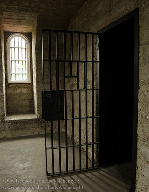Sound of the prison cell door