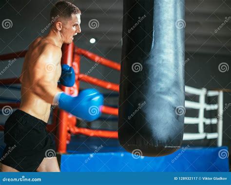 Boxing, hitting a punching bag - sound effect