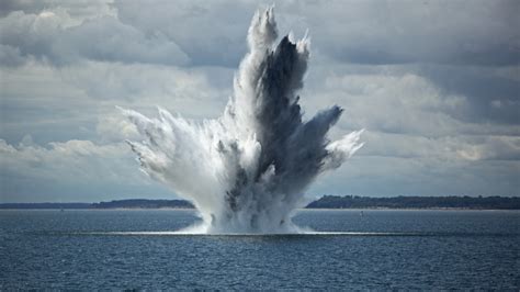 Underwater explosion effect (2) - sound effect