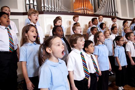 Sound choir singing (increase)