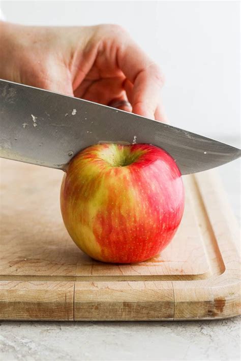 Apple is cut - sound effect