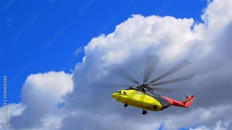 Helicopter descends and lands - sound effect