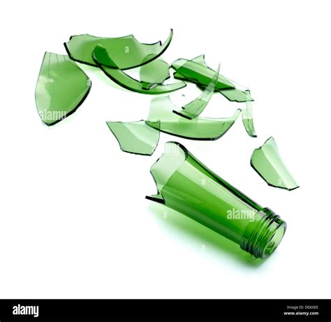 Broken bottle or jar - sound effect