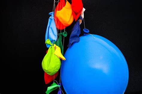 Balloon is deflated - sound effect