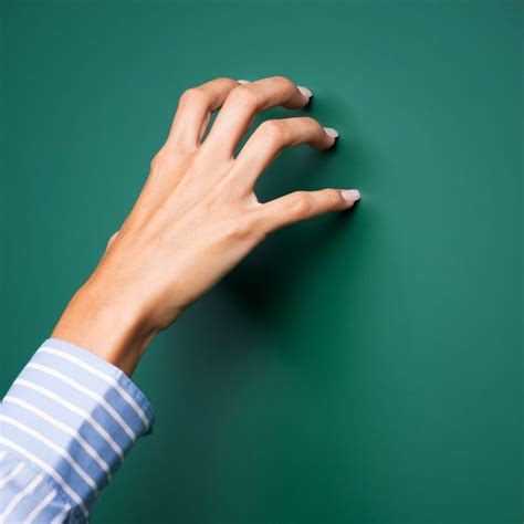 Scratching nails on the board - sound effect