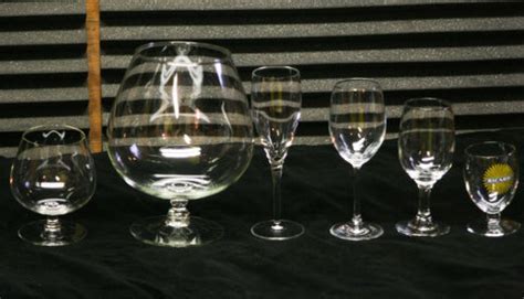 Singing glasses, musical ringing of crystal - sound effect