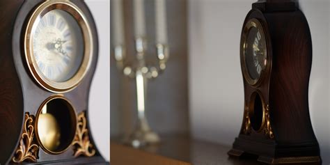 Mantel clock with pendulum is ticking - sound effect