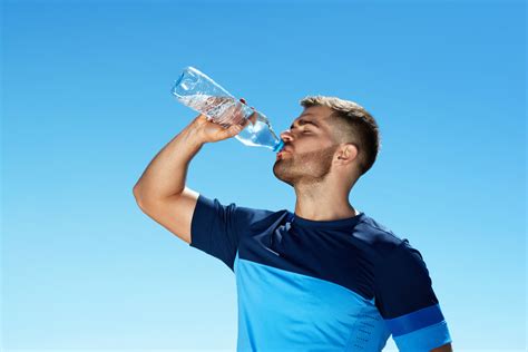 Man drinking water - sound effect