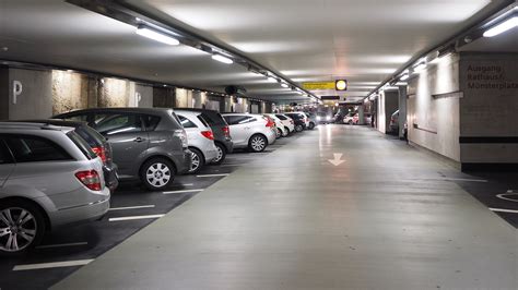 Underground car park - sound effect